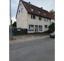 Garbsen-Havelse--5-Familienhaus-Laden-Garagen-EST KP 690000 €