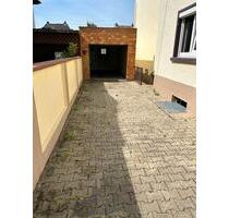 Großes Haus zu vermieten - 1.800,00&nbsp;EUR Kaltmiete, ca.&nbsp; 179,00&nbsp;m&sup2; in Ludwigshafen am Rhein (PLZ: 67065) Mundenheim