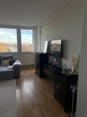 Foto - Gepflegte Wohnung mit Balkon & Küche (Möbelübernahme möglich)