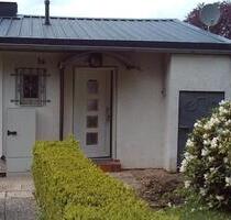Kleine Haushälfte - 400,00&nbsp;EUR Kaltmiete, ca.&nbsp; 40,00&nbsp;m&sup2; in Leiningen (PLZ: 56291)