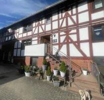 Wunderschöne Wohnung mit Keller, Garten und Stehplatz überdacht - Neukirchen