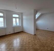 Charmante Dachgeschosswohnung im historischen Altbau mit Einbauküche! - Chemnitz Altchemnitz