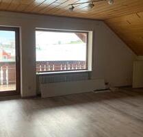 Helle, gemütliche 4,5 Zimmer DG-Wohnung - Blumberg