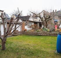 renovierte 3- Raum Wohnung mit 80 m² Wohnfläche zur Vermietung - Lichtenstein (Sachsen)