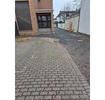 Parkplatz mit Lademöglichkeit in der Wilhelm-Ruppert-Str 51147 - Köln Porz