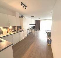 Heiligkreuzviertel: Zweizimmerwohnung mit EBK, Terrasse und Stellplatz - Mainz Laubenheim