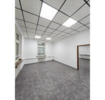 Großes Ladenlokal mit schöner Fensterfront im Brücktorviertel - Oberhausen Alt-Oberhausen