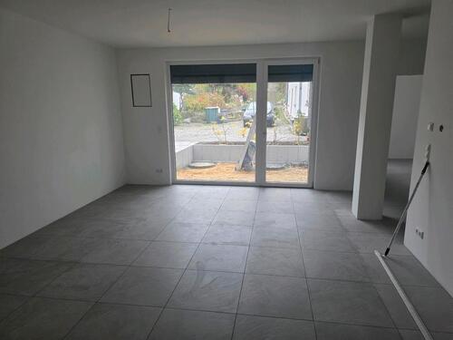 Foto - 2 Zimmer Wohnung - 980,00 EUR Kaltmiete, ca.  82,00 m²