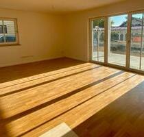 4-Zimmer-EG-Wohnung - 1.855,00&nbsp;EUR Kaltmiete, ca.&nbsp; 114,00&nbsp;m&sup2; in Traunstein (PLZ: 83278)