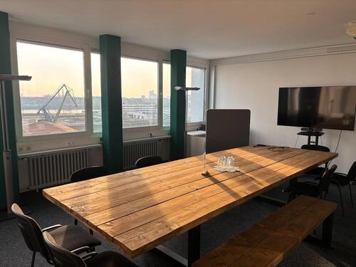 Foto - helles Büro im CoWorking in Deutz