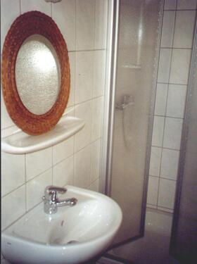 Foto - Hochwertig ausgestattetes geräumiges Appartement im Grünen