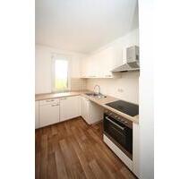 Helle 2-Raumwohnung mit moderner Einbauküche in ruhiger Wohnlage - Helbra