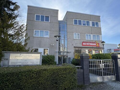 Foto - Bürofläche im ansprechenden Geschäftshaus in schöner Lage von Berlin-Lankwitz