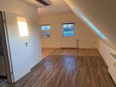 Foto - Dachgeschosswohnung - 570,00&nbsp;EUR Kaltmiete, ca.&nbsp; 45,00&nbsp;m&sup2;