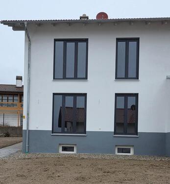 Foto - Doppelhaushälfte Neubau - 1.350,00&nbsp;EUR Kaltmiete, ca.&nbsp; 157,00&nbsp;m&sup2;