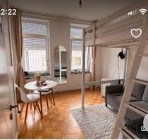 1 Zimmer Apartment Köln Deutz - 750,00&nbsp;EUR Kaltmiete, ca.&nbsp; 30,00&nbsp;m&sup2; in Rösrath (PLZ: 51503)
