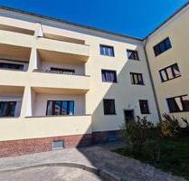 Frisch renovierte Wohnung mit Balkon - im grünen Stadteil Cracau - Magdeburg Brückfeld
