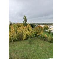 6 Zimmerwohnung mit 2 Balkonen - 754,00 EUR Kaltmiete, in Halle (Saale) (PLZ: 06110) Damaschkestraße