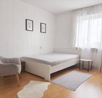 Frauen-WG-Zimmer (frei ab 04.2026) Nähe Haidpark, Neutraubling