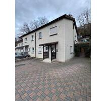 Familienfreundliche Doppelhaushälfte in ruhiger Spielstraße - Reichshof