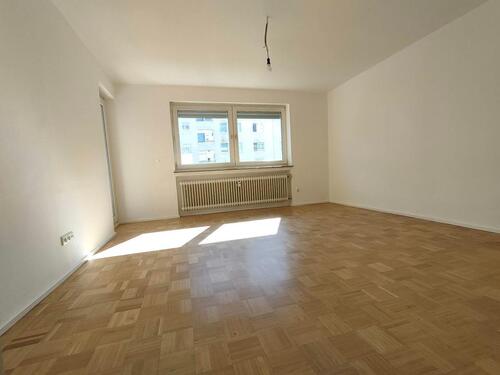 Foto - Dreizimmer-Mietwohnung in zentraler, ruhiger Lage!