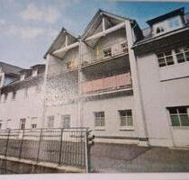 Schöne ruhige Dachgeschoss Wohnung 35qm in 08359 Breitenbrunn - Breitenbrunn/Erzgebirge