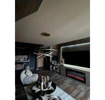 PRIVAT VERKAUF: Dachgeschoss 2 Zimmer Wohnung || TEILMöBILIERT - Rheda-Wiedenbrück