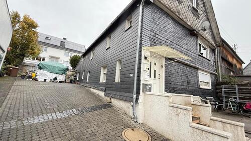 Foto - MFH in Burbach – 4 Einheiten – voll vermietet