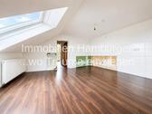 Foto - Wohnen unterm Dach: Helle 3-Zimmer-Wohnung mit Charme