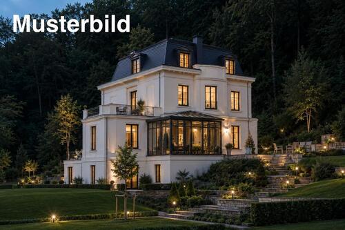 Foto - Stilvolle Villa mit 6000 m² Park- und Waldgrundstück Haus