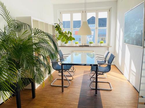 Foto - Moderne und lichtdurchflutete Büro- und Praxisetage im Vorderen Westen