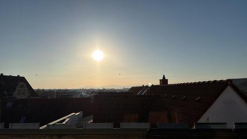 Foto - Möblierte 2-Zimmer-DG-Wohnung mit Terrasse & Kaiserstuhlblick