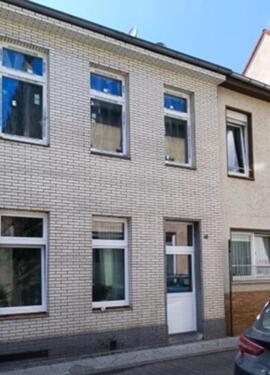 Foto - 1 - Zimmer Wohnung in Krefeld - 550,00 EUR Kaltmiete,