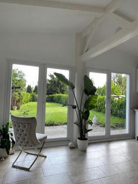 Foto - Bungalow, Haus, Garten in Hakenfelde in Wasser nähe