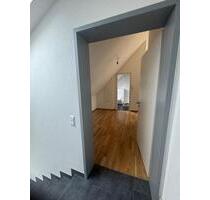 Helle 1,5 Zimmer DG Whg mit Gartenblick - Ideal für Einzelperson - Ravensburg Galgenhalde
