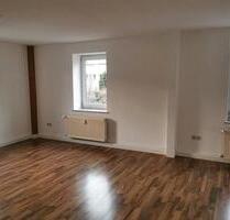 Geräumige 4 Raum Wohnung zu Vermieten - Claußnitz