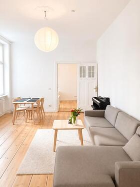 Foto - Ab sofort frei: Möblierte 93 m² Altbauwohnung 