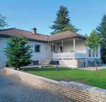 Haus, Einfamilienhaus,Bungalow - 450.000,00 EUR Kaufpreis, ca.  130,40 m² in Eggenfelden (PLZ: 84307)