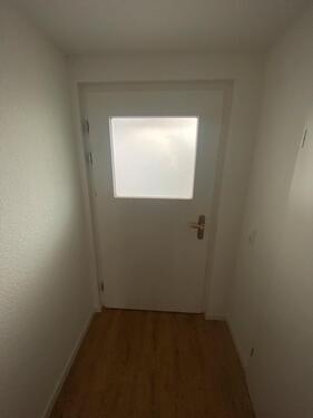 Foto - 3-Zimmer-Wohnung renoviert. Einbauküche inklusive