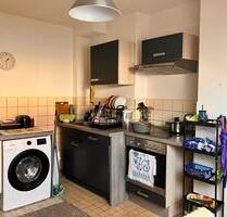 Helle und WG-geeignete Dachgeschosswohnung direkt an der Uni - Kassel Fasanenhof