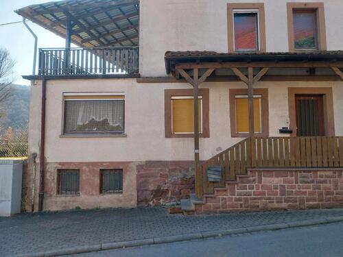Foto - 8 Zimmer Mehrfamilienhaus, Wohnhaus zum Kaufen in Gräfendorf