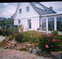 **Haus mit Fernsicht** - 195.000,00&nbsp;EUR Kaufpreis, ca.&nbsp; 100,00&nbsp;m&sup2; in Hirschberg (PLZ: 07927)