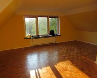 3-Zi-DG-Wohnung mit 65m² ab dem 01.05.2026 in HH-Poppenbüttel - Hamburg Wandsbek