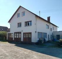 Haus mit 2 Wohneinheiten, Werkstatt und Solaranlage - Friesenheim