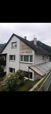 Foto - Kernsanierte und modernisierte 3,5 Zimmer Wohnung in Bad