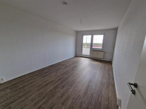 Foto - Großzügige 3-Zimmerwohnung! - 387,00&nbsp;EUR Kaltmiete, ca.&nbsp; 70,29&nbsp;m&sup2;