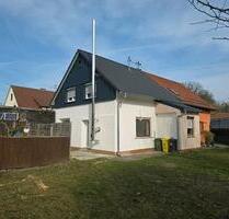 sanierte DHH mit eigenem Flusszugang - Marktrodach