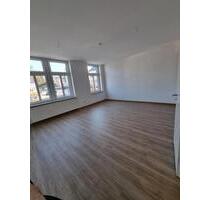 Neu sanierte helle Wohnung - 375,00&nbsp;EUR Kaltmiete, ca.&nbsp; 68,00&nbsp;m&sup2; in Falkenstein/Vogtland (PLZ: 08223)