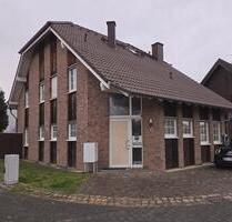 Freistehendes Architektenhaus mit Kamin und Garage in BM-Thorr! - Bergheim Ahe
