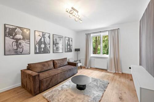 Foto - Helle 2-Zimmer Wohnung mit Balkon in Berlin-Reinickendorf